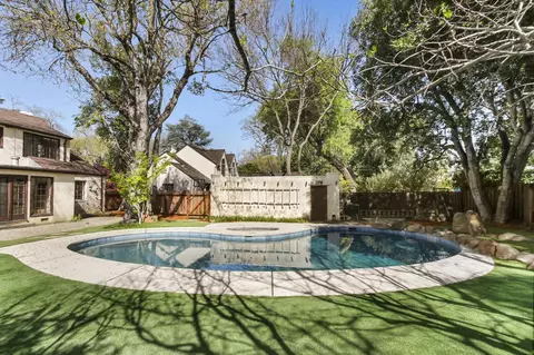 Exterior - 53 College Park, Davis, CA 95616 photo 5 of 12