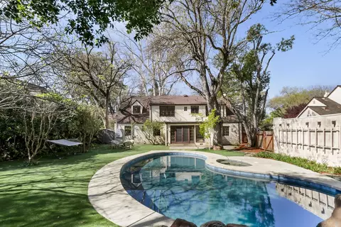 Exterior - 53 College Park, Davis, CA 95616 photo 6 of 12