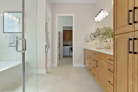 Bath - 2278 Dilip Dr, Manteca, CA 95337 photo 1 of 6