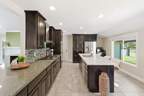 1700 Rolling Hills Rd, Sacramento, CA 95864