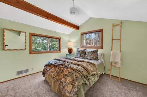 Bedroom - 18370 Norlene Way, Grass Valley, CA 95949 photo 3 of 6