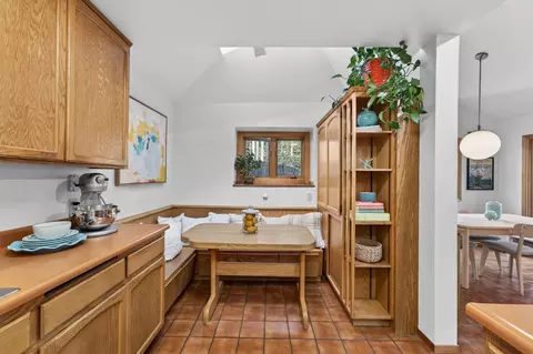Kitchen - 18370 Norlene Way, Grass Valley, CA 95949 photo 2 of 3