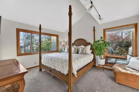 Bedroom - 18370 Norlene Way, Grass Valley, CA 95949 photo 1 of 6