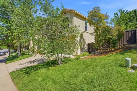 Exterior - 848 Morningside Dr, Folsom, CA 95630 photo 6 of 15