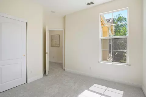 Bedroom - 848 Morningside Dr, Folsom, CA 95630 photo 10 of 13