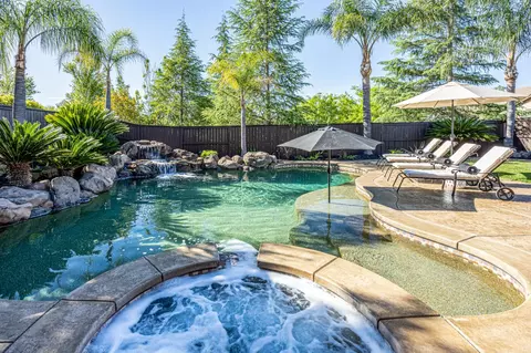 2190 Red Setter Rd, Rocklin, CA 95765 photo 3