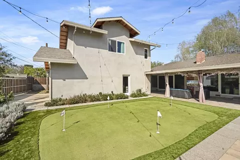 Exterior - 3109 Yorkshire Ln, Modesto, CA 95350 photo 7 of 8