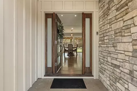 Entry Way - 3109 Yorkshire Ln, Modesto, CA 95350 photo 1 of 2