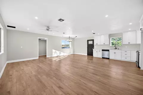 Living - 3901 Luneman, Placerville, CA 95667 photo 1 of 6