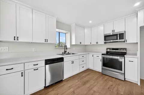 Kitchen - 3901 Luneman, Placerville, CA 95667 photo 2 of 2
