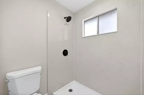 Bath - 3901 Luneman, Placerville, CA 95667 photo 3 of 4