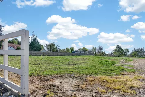 0 Paradise Rd, Modesto, CA 95351