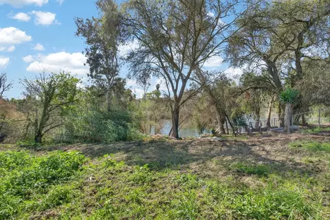 2508 Paradise Rd, Modesto, CA 95351