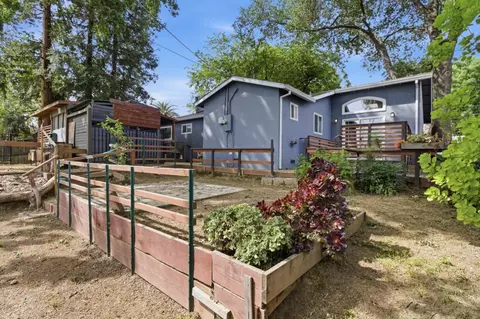 Exterior - 5262 E Flagstone St, Carmichael, CA 95608 photo 9 of 14