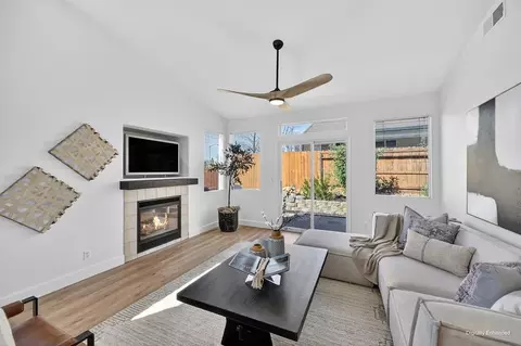 115 Mcnamee Dr, Folsom, CA 95630 photo 4
