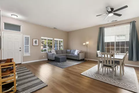 2336 Meadowbrook Dr, Lodi, CA 95242 photo 8