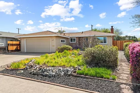 215 Ardmore Ave, Roseville, CA 95678