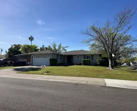 5200 Glide Ct, Sacramento, CA 95841