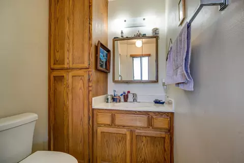 Bath - 436 Bright Ave, Jackson, CA 95642 photo 4 of 5