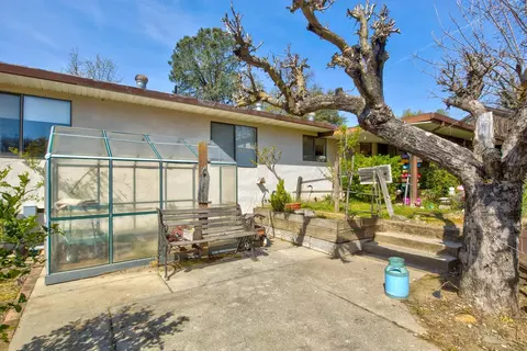 Exterior - 436 Bright Ave, Jackson, CA 95642 photo 14 of 15