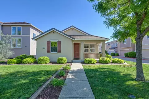 10926 Disk Dr, Rancho Cordova, CA 95670