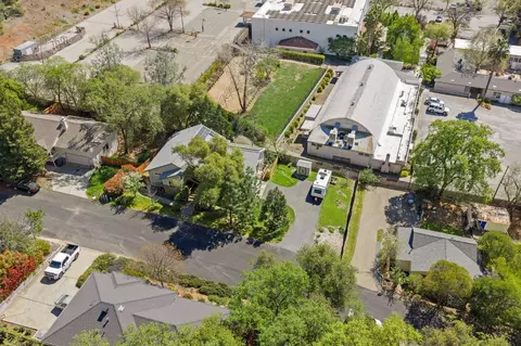 View/Area - 12632 Vick Ct, Auburn, CA 95603 photo 5 of 14