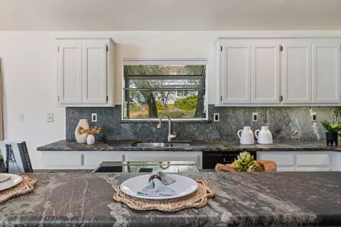Kitchen - 12632 Vick Ct, Auburn, CA 95603 photo 5 of 8