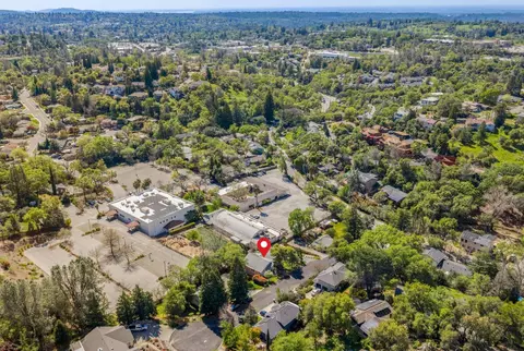View/Area - 12632 Vick Ct, Auburn, CA 95603 photo 8 of 14