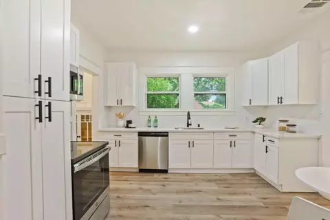 Kitchen - 64 E Noble St, Stockton, CA 95204 photo 1 of 5