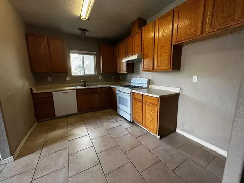 Kitchen - 109 Rosemont Ave, Modesto, CA 95351 photo 1 of 2
