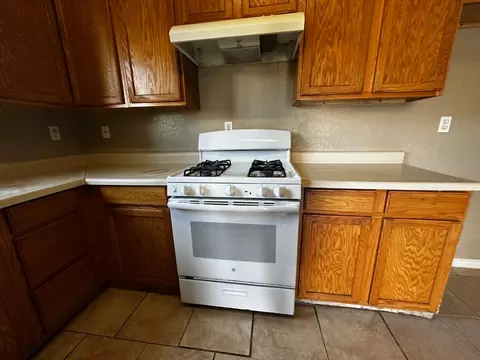 Kitchen - 109 Rosemont Ave, Modesto, CA 95351 photo 2 of 2