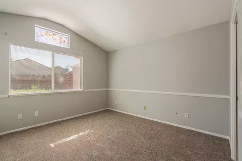 Bedroom - 7856 Crestleigh Ct, Antelope, CA 95843 photo 2 of 4