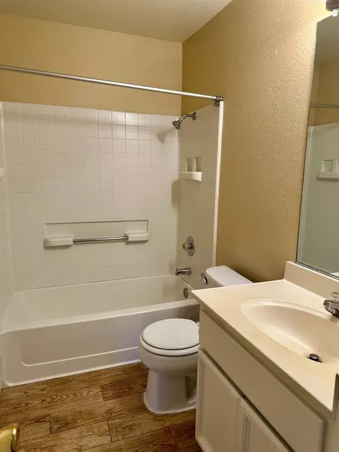 Bath - 7856 Crestleigh Ct, Antelope, CA 95843 photo 3 of 3