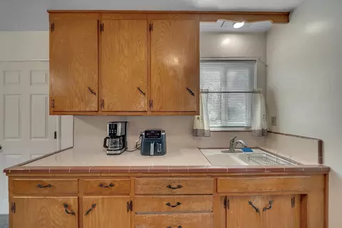 401 Bruce Ave, Modesto, CA 95350 photo 12