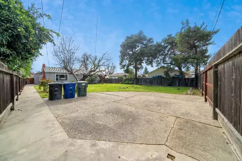 401 Bruce Ave, Modesto, CA 95350 photo 34