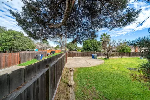 401 Bruce Ave, Modesto, CA 95350 photo 32