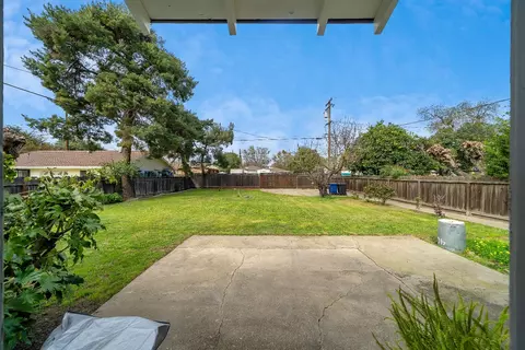 401 Bruce Ave, Modesto, CA 95350 photo 26