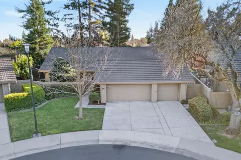 11474 Round House Ct, Gold River, CA 95670