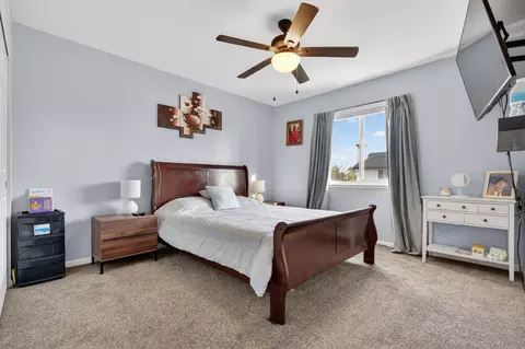Bedroom - 1440 Don Pedro Rd, Ceres, CA 95307 photo 3 of 3