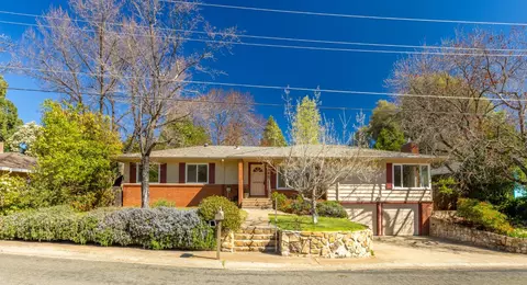 545 Fairview Dr, Placerville, CA 95667 photo 1