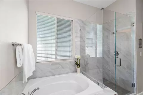 Bath - 187 Quail Meadow Ln, Copperopolis, CA 95228 photo 3 of 3