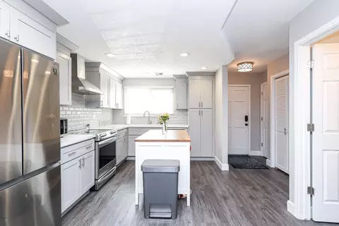 Kitchen - 3036 Andre Ln, Turlock, CA 95382 photo 3 of 4