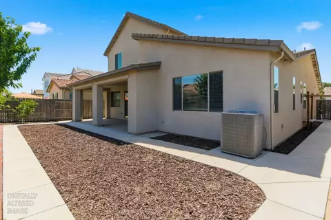 Exterior - 1632 Banister Ln, Manteca, CA 95337 photo 6 of 8
