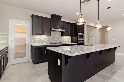 Kitchen - 1632 Banister Ln, Manteca, CA 95337 photo 5 of 6
