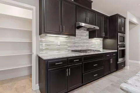 Kitchen - 1632 Banister Ln, Manteca, CA 95337 photo 4 of 6