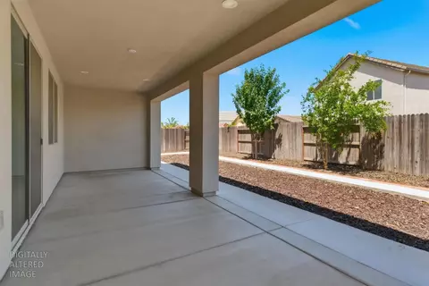 Exterior - 1632 Banister Ln, Manteca, CA 95337 photo 3 of 8