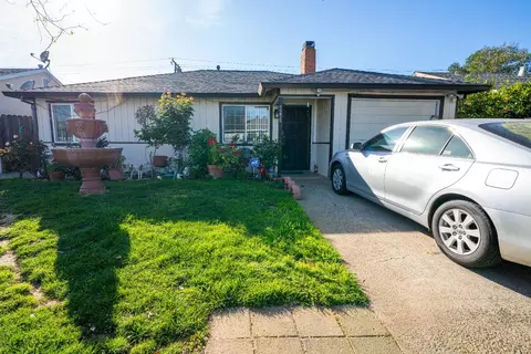 5250 Alcott Dr, Sacramento, CA 95820