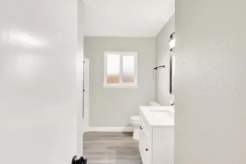 Entry Way - 1900 Ellison Dr, Modesto, CA 95355 photo 2 of 2