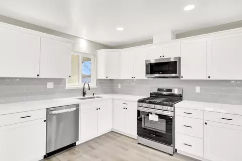 Kitchen - 1900 Ellison Dr, Modesto, CA 95355 photo 1 of 3
