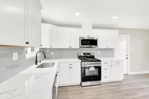 Kitchen - 1900 Ellison Dr, Modesto, CA 95355 photo 3 of 3